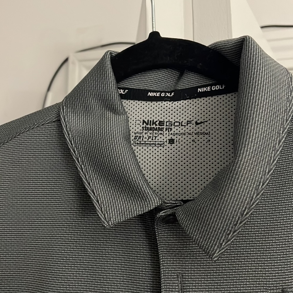 Nike golf shirt - Picture 4 of 4